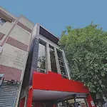 Townhouse Anna Salai
