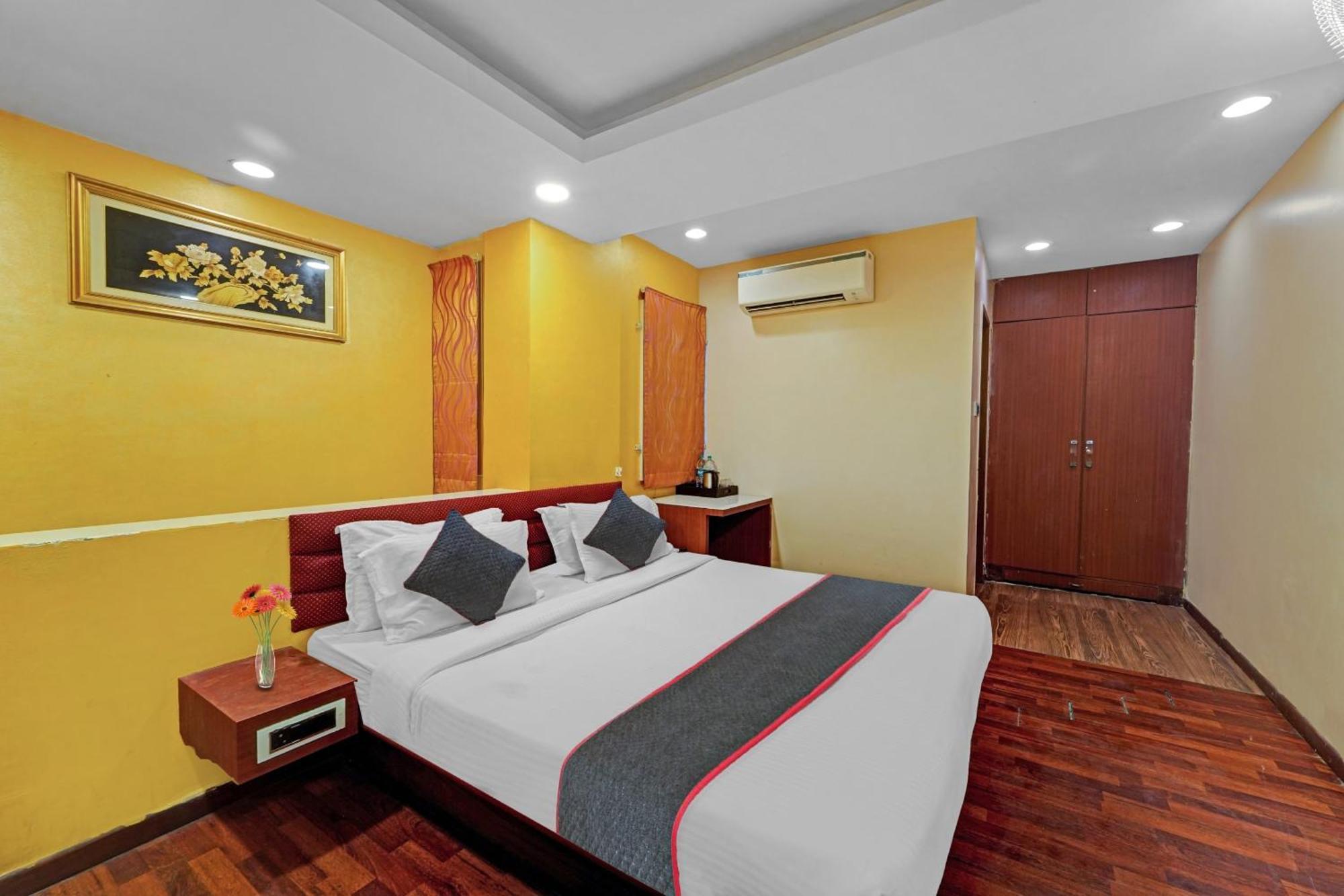 Townhouse Anna Salai Hotel 4*